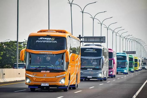 Faedah Menyewa Bas Sederhana untuk Rombongan di Jogja